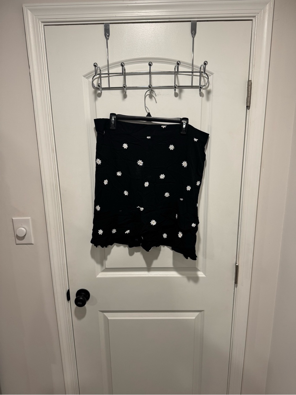 LOFT Black Mini Skirt with White Daisy Print